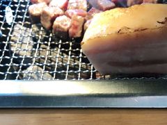 -肉甲韩国木炭烤肉(新壹街1店)
