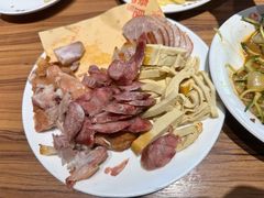 -六泰居·尔滨地标·东北菜(松北店)