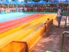 -欢乐水魔方水世界