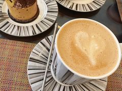 -上海和平饭店维克多咖啡厅 Victor's