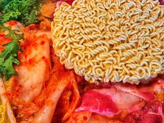 部队锅-MI WU FACTORY米屋美食工厂餐厅(绿地店)