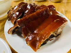 烤乳猪-四更周店烤乳猪
