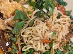 -方铲铲·成都板凳面(滨江银泰店)