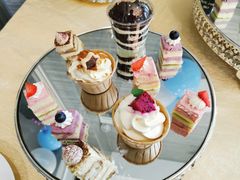 -河畔春天时尚餐厅