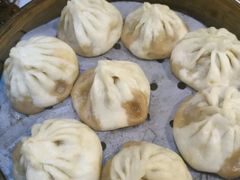 传统猪肉灌汤包-草包包子铺(宽厚里店)