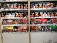 -良品铺子(海林广场店)