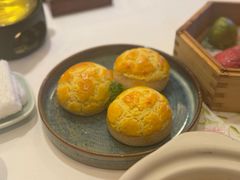 酥皮叉烧包-白天鹅宾馆-玉堂春暖餐厅