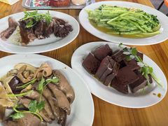 -乌文新澄海卤鹅店