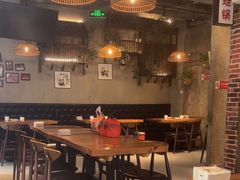 -炉小二铜锅牛蛙•川湘菜(三里屯店)