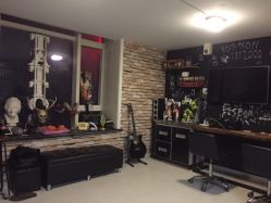 -Black Tattoo Studio