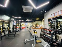 -享受健身·美体塑形馆