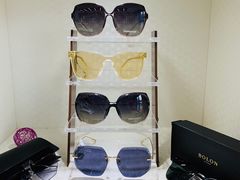 -明月眼镜(三坝店)