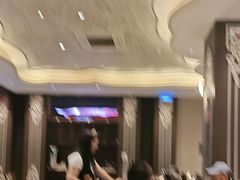 -哈啾嗨·新概念蒙餐(红星新城店)