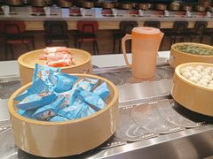 -龍歌自助小火锅(市北CBD万达店)