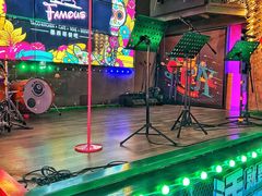 -Famous肥猫墨西哥音乐餐吧(五棵松华熙LIVE店)