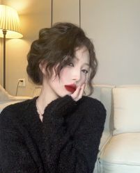 -Hello Lady发型设计