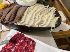 -左庭右院鲜牛肉火锅(浦江欢乐颂店)
