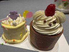 -好利来(上海虹桥新天地Lab主题店)