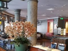 -八府香鸭·啫啫煲(华山路店)