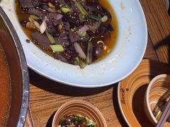 -亮欢寨酸汤鱼(沙冲路店)