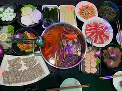 -唯爱KTV聚会餐厅(仙林东城汇店)