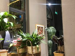 -墨居上隐·院子里火锅(峨眉店)