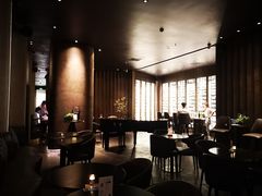 -wineapp葡萄酒餐吧(外滩金融中心店)
