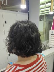 -镁连社·美联社
