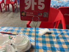 -老街烧烤大排档·地道湖北菜·龙虾馆(汉口火车站店)