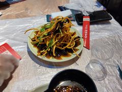 馓子拌皮蛋-巴厘龙虾·榜首油焖大虾(旗舰店·万松园)