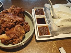 -95号酱骨·一块豆腐(展春园西路店)