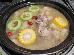 -野迹·石橄榄鸡·烧烤(新洲店)