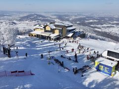 -中旅松花湖滑雪场
