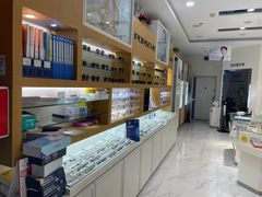 -光明眼镜·蔡司授权(九亭U天地店)