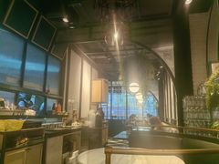 -KUB KAO' KUB PLA(Central World Plaza)