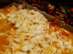 -咪佬肥肠鸡，黔江鸡杂，小龙虾(冉家坝店)