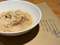 -荣小馆(杭州大厦店)