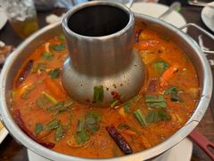 -Chom Cafe and Restaurant