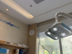 -上海仁爱医院口腔科 · 种植