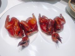 脆皮妙龄鸽-新荣记(建国门外大街店)