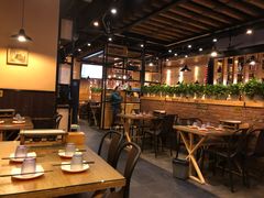 大堂-陈记农家挂炉烤肉(雁南一路店)