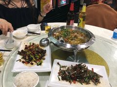 -湖南乡情湘菜馆(罗湖店)