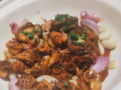 鲍鱼焖鸡-翠姐姐农家大院(滨康路店)