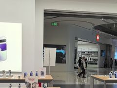 -华为授权体验店(龙湖礼嘉天街)