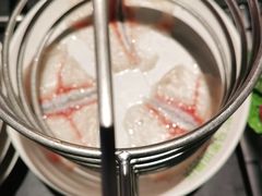 -马家斑.鲜鱼火锅(松湖万科店)