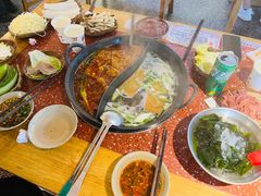 -赵美丽·重庆社区火锅·直营店(火车东站·中豪国际店)