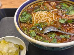 -云阿蛮云南生烫牛肉米线(奉贤路店)