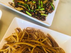 -嘉丰湘菜馆(芳群园店)