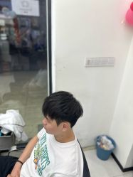 -乾健·烫染·接发SALON