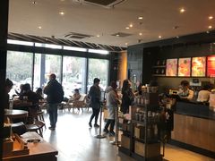 -星巴克臻选(莘庄仲盛店)